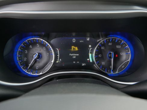 New 2026 Chrysler Voyager LX image 20