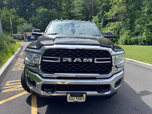 Used 2022 RAM 5500 SLT w/ Quick Order Package 2YG SLT AWD/4WD image 6