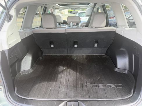 Used 2015 Subaru Forester 2.5i Limited AWD/4WD image 7