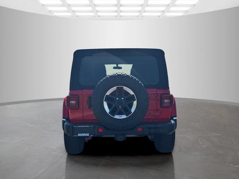 Used 2021 Jeep Wrangler Unlimited Rubicon w/ Steel Bumper Group AWD/4WD image 6