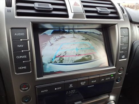 Used 2016 Lexus GX 460 w/ Premium Package AWD/4WD image 21