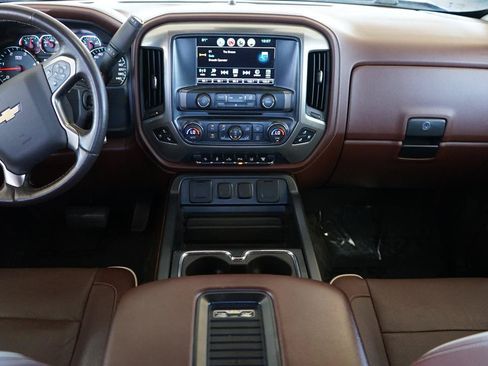 Used 2016 Chevrolet Silverado 3500 High Country w/ Duramax Plus Package AWD/4WD image 11