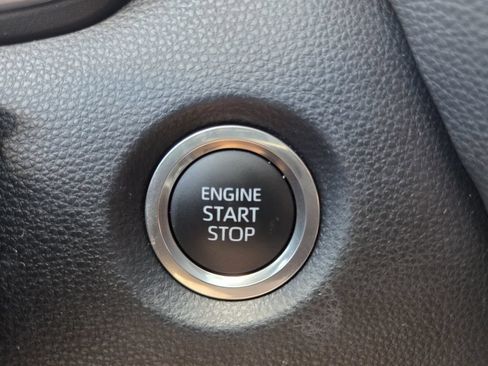Used 2025 Toyota Corolla SE FWD image 25