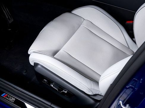 Used 2025 BMW M5 w/ Carbon Package image 21