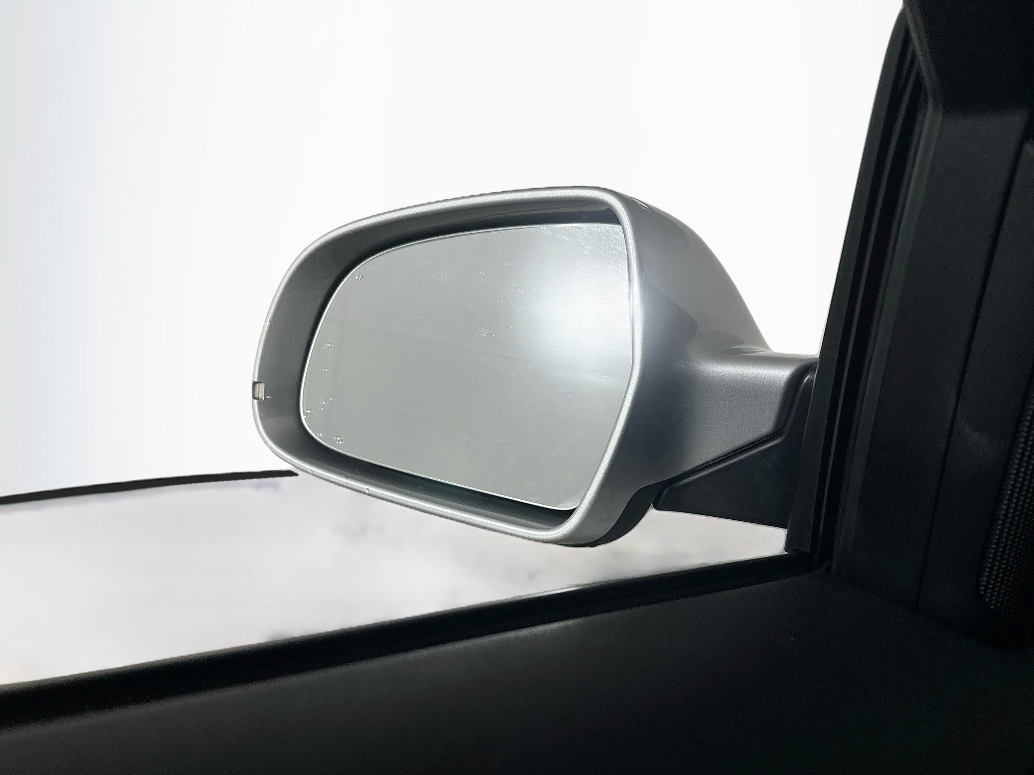 Used 2011 Audi A4 2.0T Premium FWD image 16