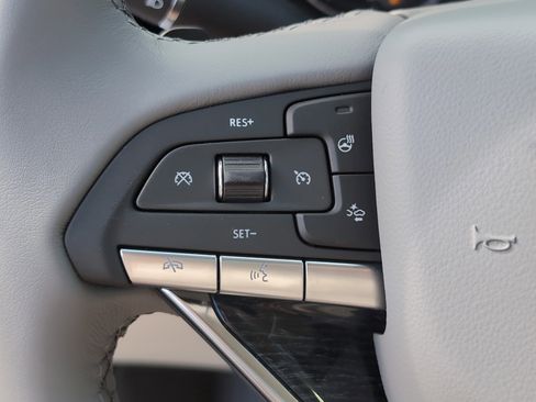 New 2025 Cadillac XT6 Premium Luxury image 24