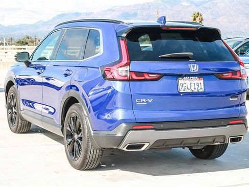 Used 2023 Honda CR-V Sport Touring image 10