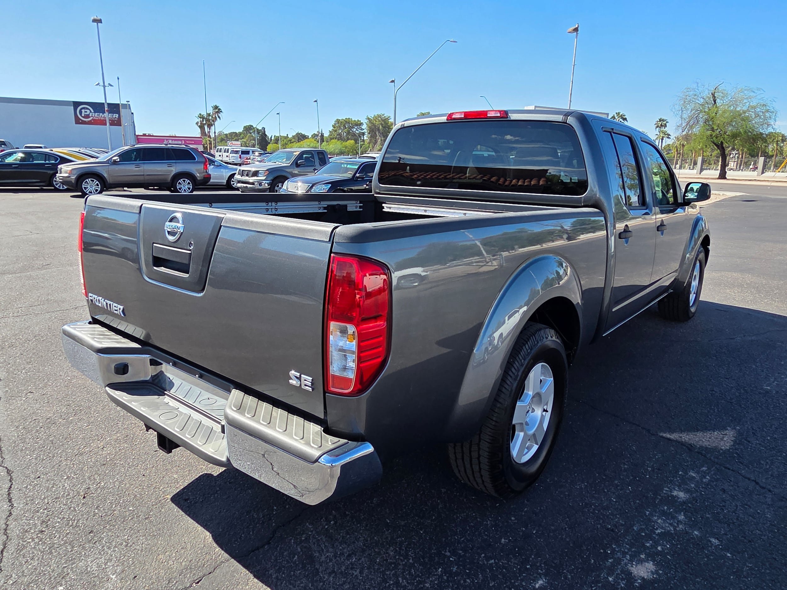 Used 2007 Nissan Frontier SE w/ SE Value Truck Pkg RWD image 5