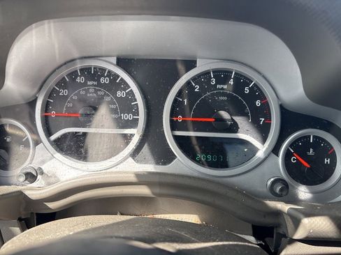 Used 2010 Jeep Wrangler Sport AWD/4WD image 12