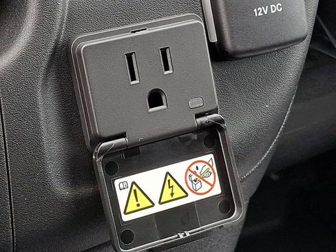 Used 2024 RAM ProMaster 2500 w/ Safety Group FWD image 20