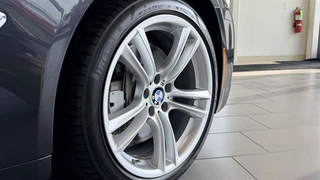 Used 2012 BMW 750i RWD image 35
