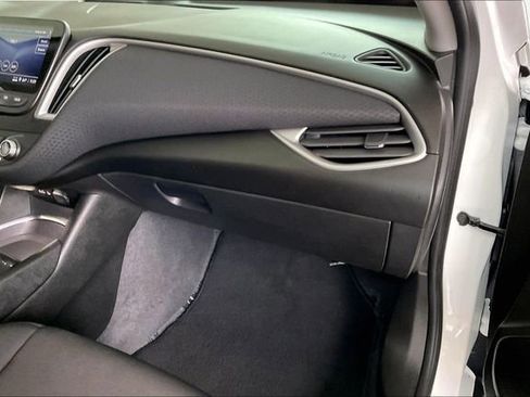 Used 2024 Chevrolet Malibu LT image 18