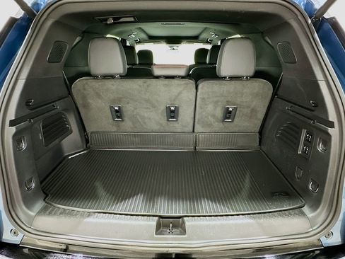 Used 2024 Chevrolet Traverse RS image 28