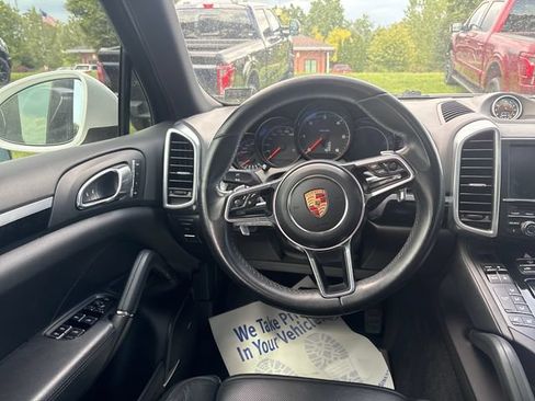 Used 2015 Porsche Cayenne Diesel AWD/4WD image 17