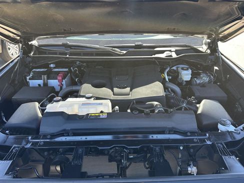 Used 2023 Toyota Tundra SR5 w/ SR5 Premium Package image 10