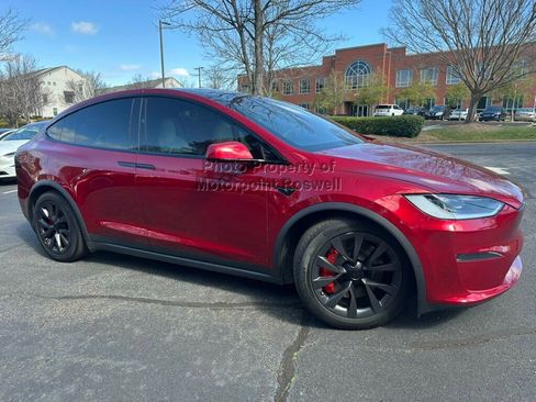 Used 2024 Tesla Model X Plaid AWD/4WD image 2