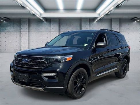Used 2023 Ford Explorer XLT w/ Equipment Group 202A AWD/4WD image 1
