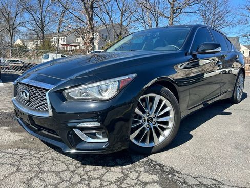 Used 2021 INFINITI Q50 Luxe w/ Seat & Sound Package image 2