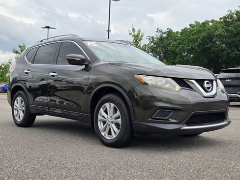 Used 2015 Nissan Rogue SV FWD image 7
