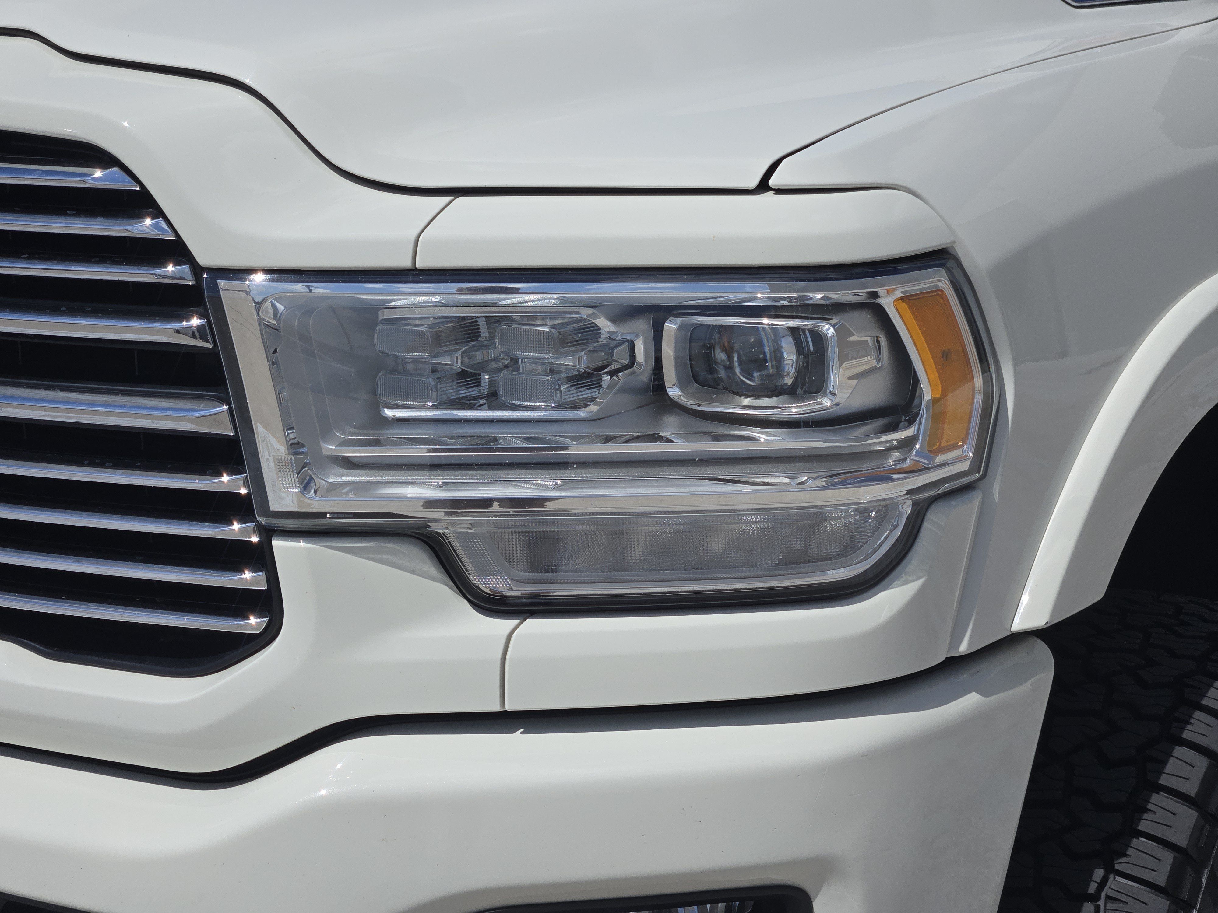 Used 2022 RAM 2500 Limited AWD/4WD image 11