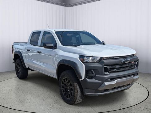 Used 2023 Chevrolet Colorado LT w/ LT Convenience Package III RWD image 1