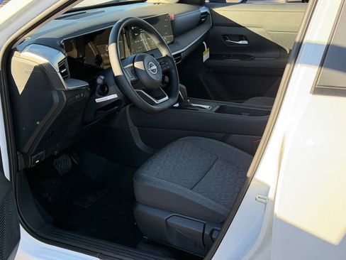 New 2026 Nissan Kicks SV w/ SV Premium Package FWD image 11