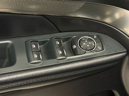 Used 2019 Ford Explorer XLT AWD/4WD image 20