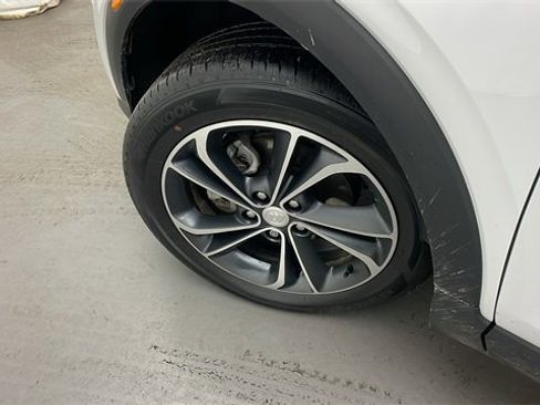 Certified 2023 Buick Encore GX Select w/ Safety Package II image 38