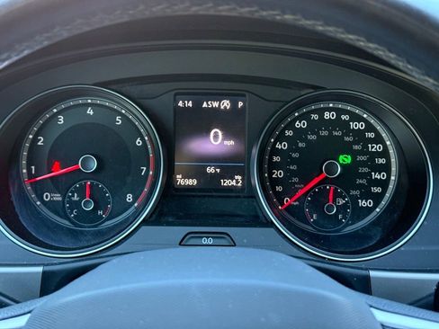 Used 2021 Volkswagen Atlas SE w/ Panoramic Sunroof Package FWD image 17