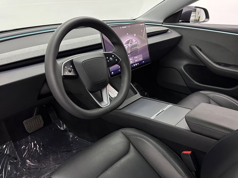 Used 2025 Tesla Model 3 RWD image 8
