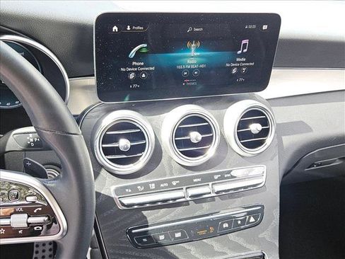 Used 2022 Mercedes-Benz GLC 300 GLC 300 image 14