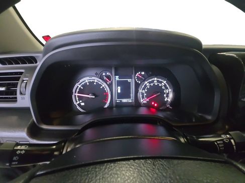 Used 2022 Toyota 4Runner TRD Off-Road Premium AWD/4WD image 14