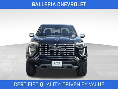 Certified 2023 GMC Canyon Denali w/ Denali Black Edition AWD/4WD image 3