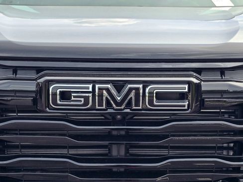 New 2026 GMC Terrain Elevation w/ Black Edition AWD/4WD image 30