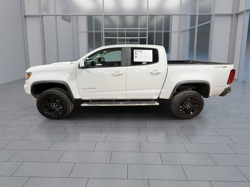 Used 2022 Chevrolet Colorado ZR2 w/ ZR2 Dusk Special Edition image 5