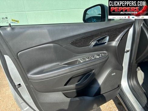 Used 2016 Buick Encore Premium w/ Experience Buick Package FWD image 12