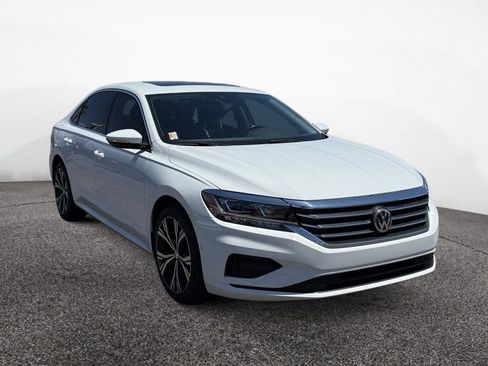 Used 2020 Volkswagen Passat 2.0T SEL FWD image 7