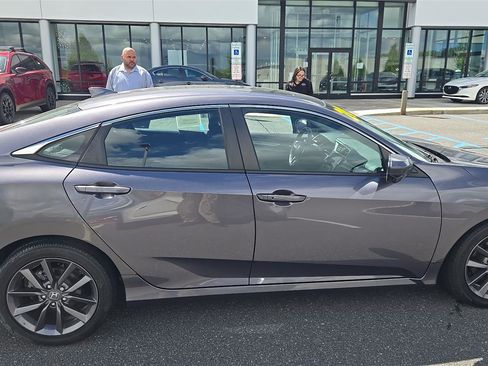 Used 2020 Honda Civic EX image 8