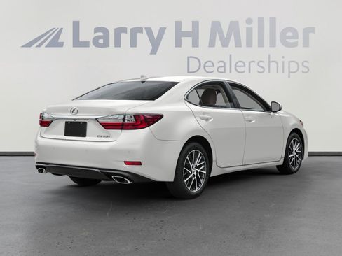 Used 2016 Lexus ES 350 350 image 2