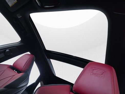 Used 2023 Lexus RX 500h F Sport image 29