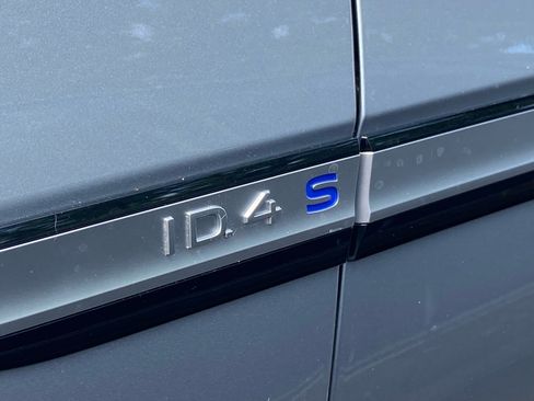Certified 2023 Volkswagen ID.4 S RWD image 3