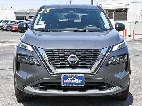 Used 2023 Nissan Rogue S FWD image 2