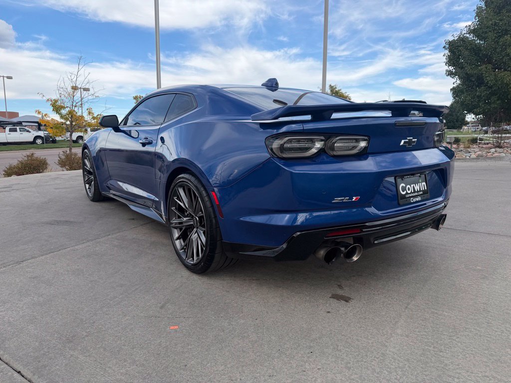 Used 2022 Chevrolet Camaro ZL1 RWD image 6