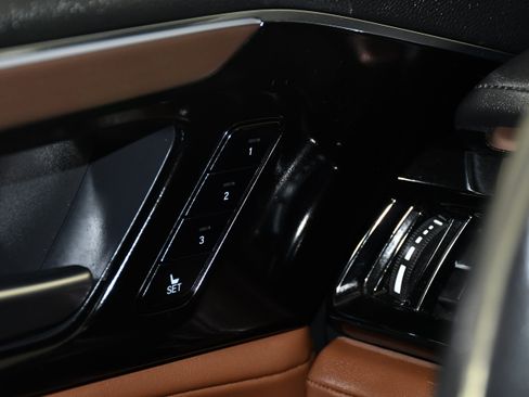 Certified 2024 Acura MDX SH-AWD w/ Technology Package image 34