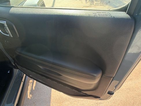 Used 2025 Jeep Wrangler Backcountry image 18