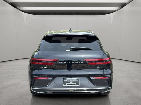 Certified 2026 Genesis GV70 2.5T AWD/4WD image 4