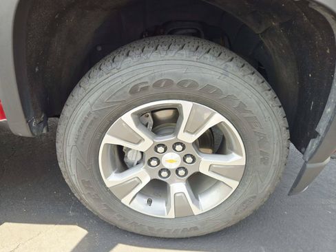 Used 2019 Chevrolet Colorado Z71 AWD/4WD image 19