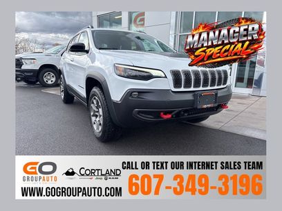 Used 2022 Jeep Cherokee Trailhawk w/ Comfort/Convenience Group