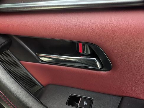 Certified 2025 MAZDA CX-70 Plug-In Hybrid w/ Premium Plus AWD/4WD image 37