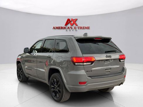 Used 2020 Jeep Grand Cherokee Altitude AWD/4WD image 4